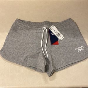 ✨NWT ✨ Reebok Women’s shorts.